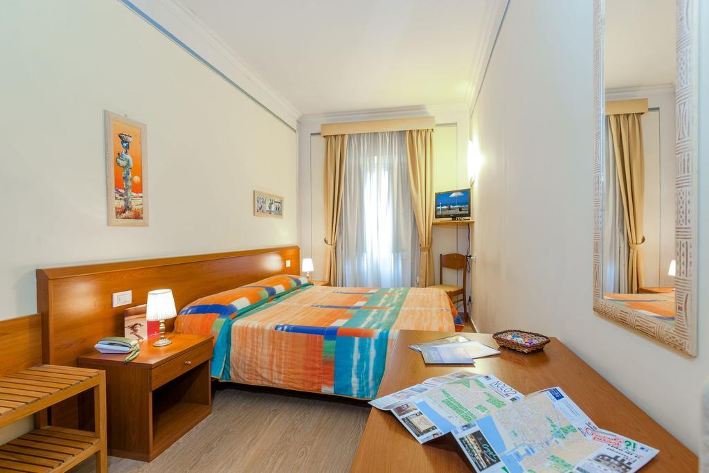 Hotel Internazionale Виареджо Экстерьер фото